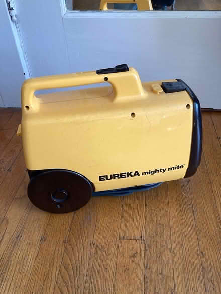 Photo of free Eureka Vacuum Cleaner (Repair) (Lower Nob Hill) #1