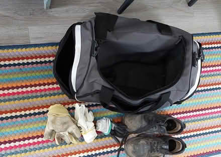 Photo of free Safety shoes, holdall (DE21) #1