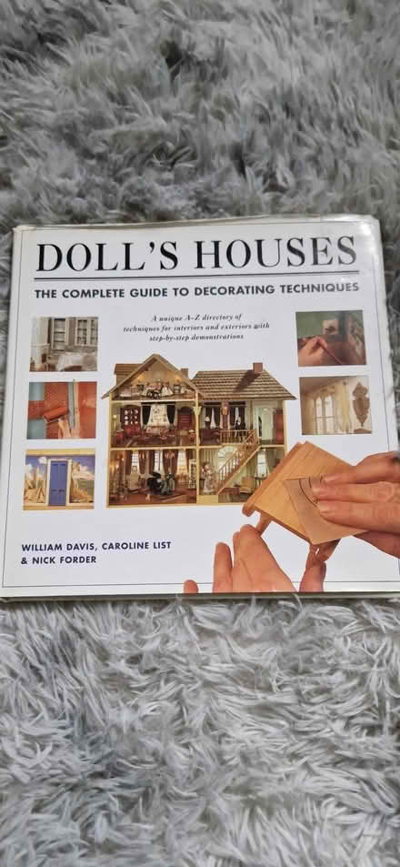 Photo of free Dolls House Book (Carfin ML1) #2