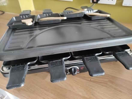 Photo of free Electric raclette grill for 8 (Burntisland KY3) #1