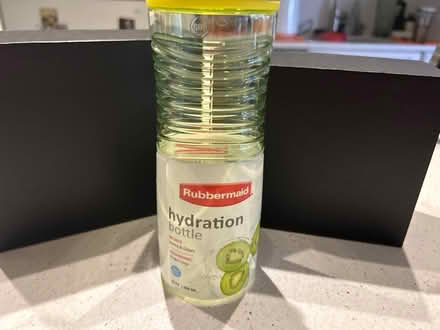 Photo of free Water bottle new 20 ounce (Bronx, New York) #1
