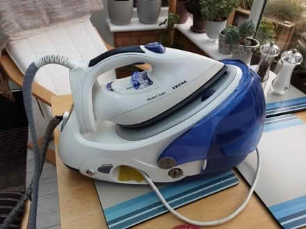 Photo of free Tefal Turbo Steam Generator Iron (CT10) #1