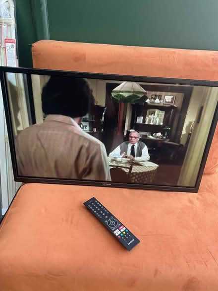 Photo of free 32” Linsar TV (UB7) #2