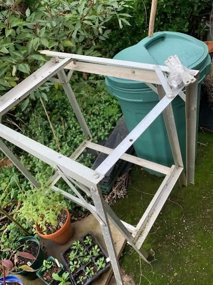 Photo of free Greenhouse staging (Quatt WV15) #2