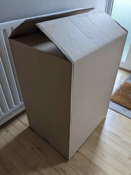 Photo of free Large cardboard box (Woodstock OX20) #1