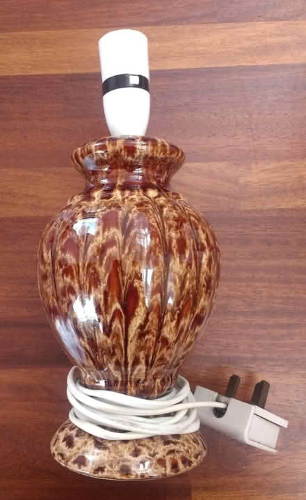 Photo of free Table lamp with ceramic base (New Greens AL3) #1