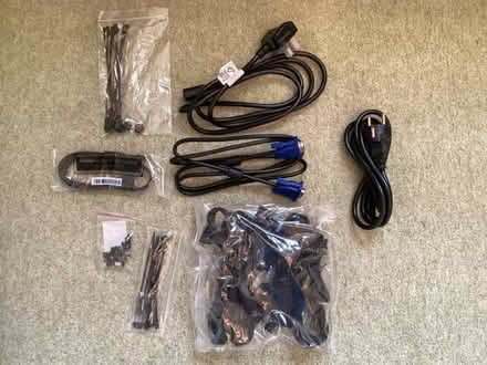 Photo of free Sundry computer leads and ties (Coleshill HP7) #1