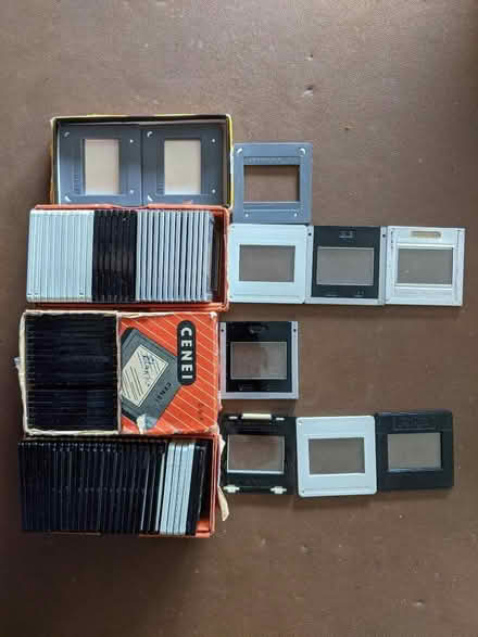 Photo of free Blank Slides for 35 mm film (Charvil RG10) #2