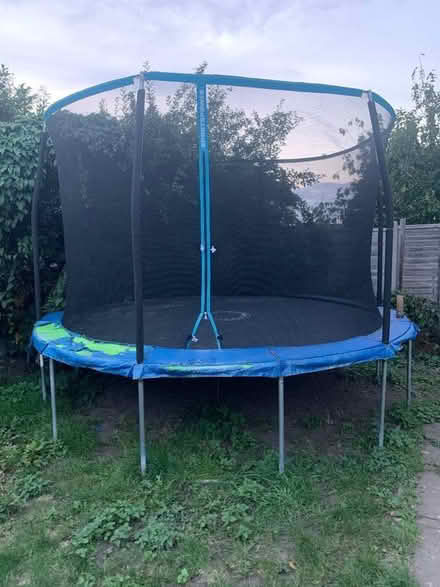 Photo of free 12ft trampoline (South Hornchurch RM13) #4