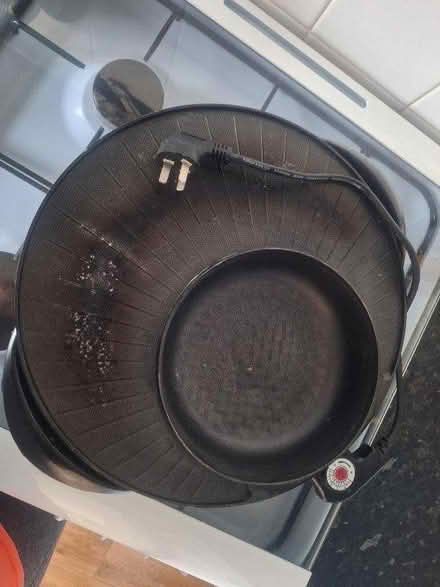 Photo of free Electric hot pot grill (W14) #3