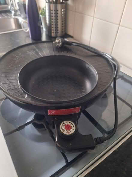 Photo of free Electric hot pot grill (W14) #1