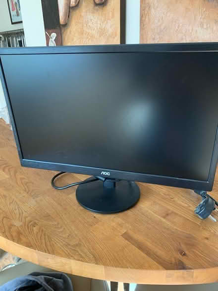 Photo of free Pc monitor (Crosby L23) #1