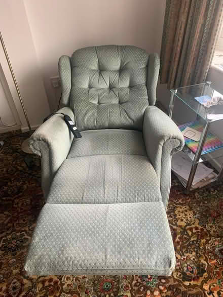 Photo of free Electric reclining chair (Swarkestone DE73) #1