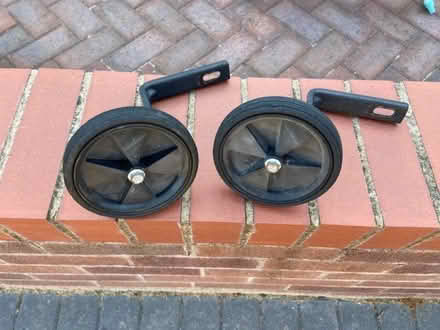 Photo of free Bike stabilisers (Bridgnorth WV15) #1