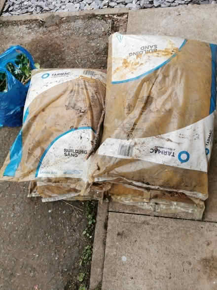 Photo of free 6 bags of soft builders sand (ruislip HA4) #1