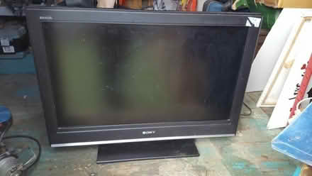 Photo of free Sony flat screen tv (Ludlow SY8) #1