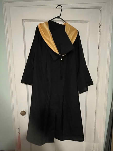 Photo of free Graduation Gown (Lefferts Gardens) #1