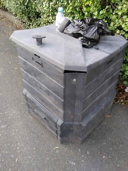 Photo of free Compost bin (Thornton Heath CR7) #1
