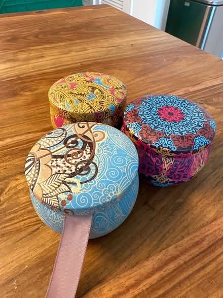 Photo of free Decorative candles pickup (Greenpoint) #1