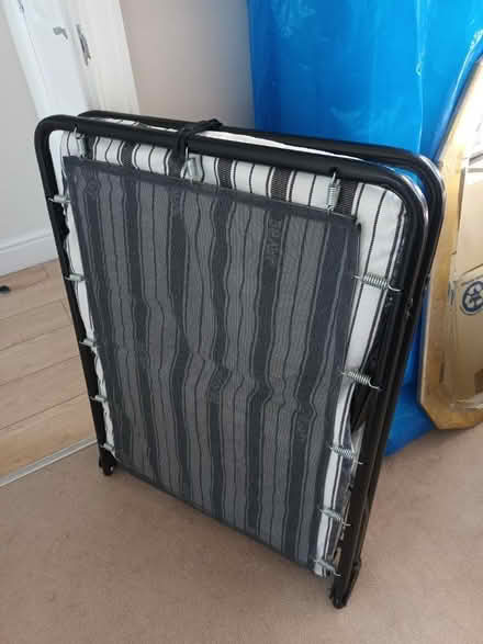 Photo of free Camp bed (Motspur park) #2