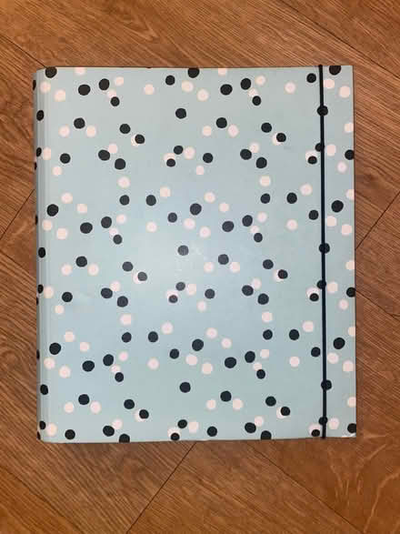 Photo of free A4 ringbinder (Yateley GU46) #1