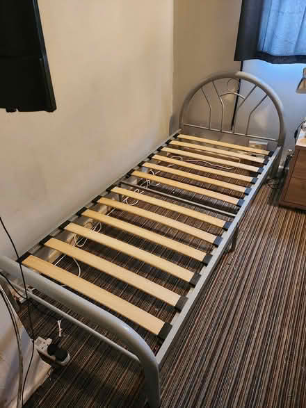 Photo of free Single bed (M22) #1