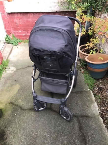 Photo of free Very well used oyster pram (Stalybridge SK15) #2