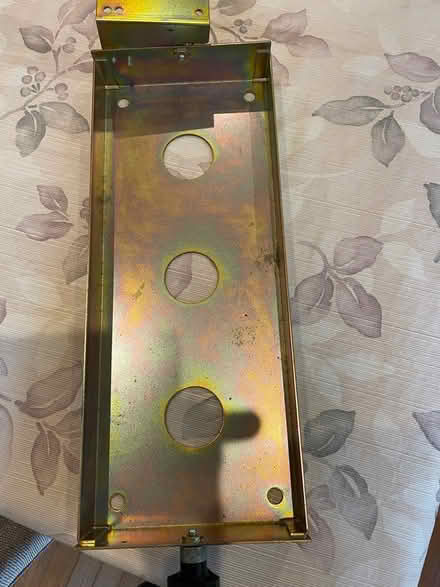 Photo of free Metal bracket (Skippack) #1