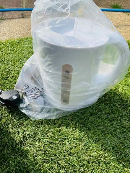 Photo of free Argos essential kettle (HA9 Wembley park) #1