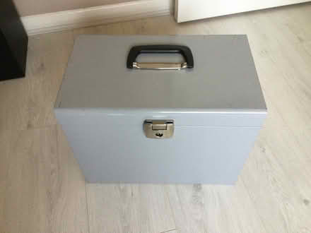 Photo of free A4 Metal Document Holder (Bracknell RG42) #1