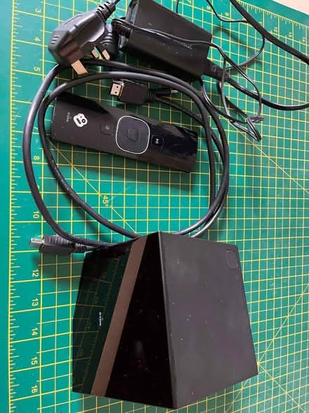 Photo of free Boxee DSM-380 HDMI homemedia player (Lode, CB25 NorthEast Cambridge) #1