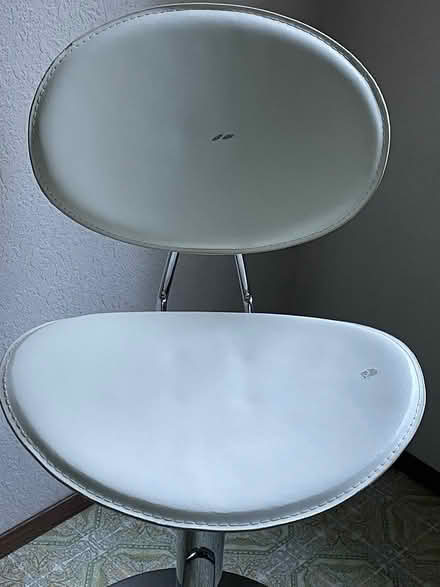 Photo of free Swivel Chair (Woodinville) #2