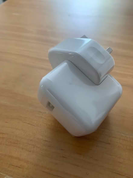 Photo of free I Phone USB adapter (Wallington) #4