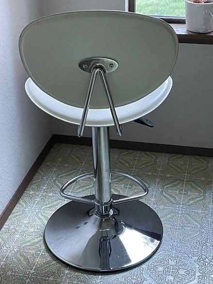 Photo of free Swivel Chair (Woodinville) #3
