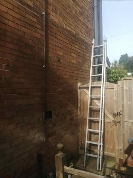 Photo of free 20 foot ladders (Saddleworth, OL3) #2