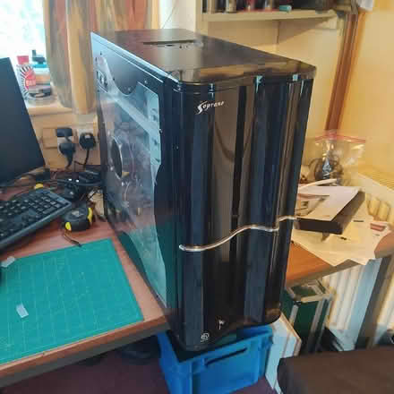 Photo of free Tower PC case and innards (Fishponds BS16) #2