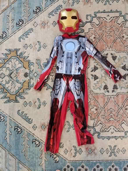 Photo of free Iron Man costume (Crescent Heights) #1