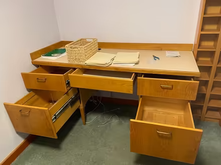 Photo of free 5 Drawer Oak Desk (North Shoreline) #2