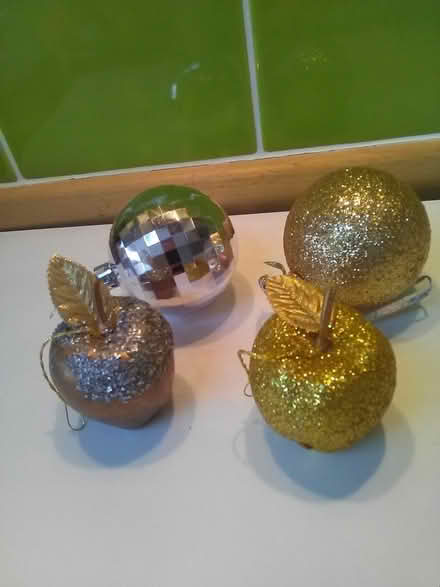 Photo of free Tinsel & Baubles (West Worthing BN11) #2