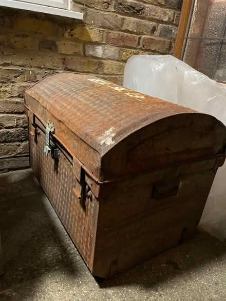 Photo of free Large metal trunk (Knotty Green HP9) #2
