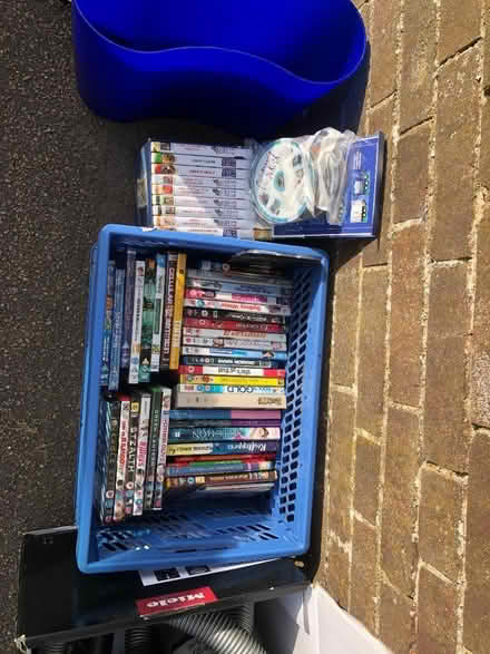 Photo of free to take outside 22 Alexandra Road OX20DB (Osney OX2) #1