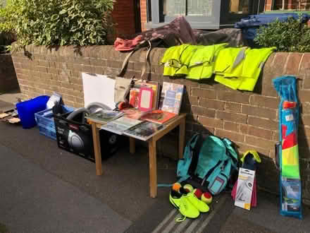 Photo of free to take outside 22 Alexandra Road OX20DB (Osney OX2) #3