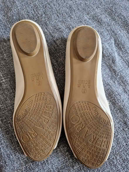 Photo of free Bellisimo shoes. Size 5-5.5 (Leytonstone high rd) #1