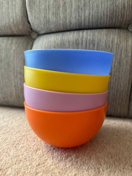 Photo of free Set of 4 plastic bowls (Wandle Park) #2
