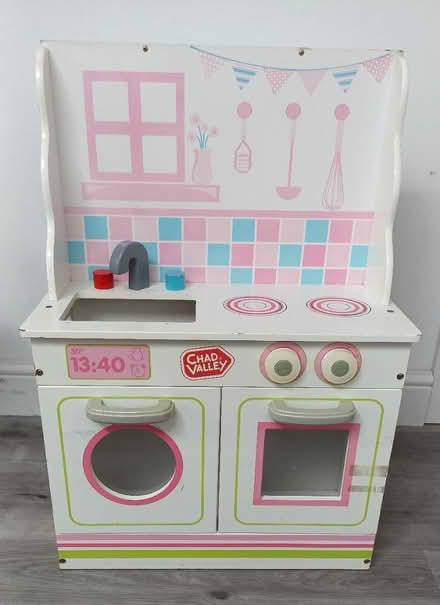 Photo of free Wooden toy kitchen and dolls house (East grinstead RH19) #2