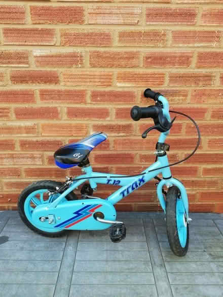 Photo of free Childs bike (Catchems End DY12) #1