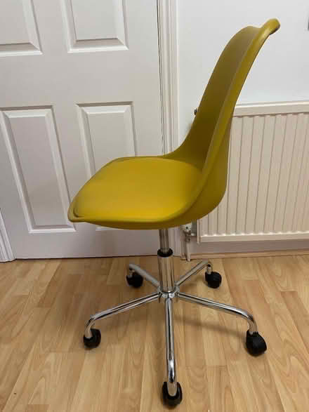 Photo of free Yellow Office chair (Arrington SG8) #3