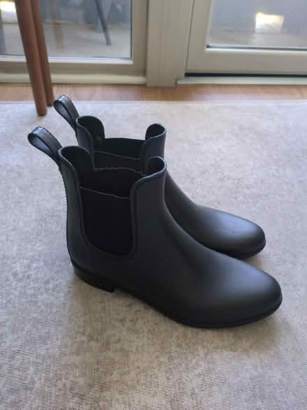 Photo of free Sam Edelman rain boots sz 9 (Metro Center) #1