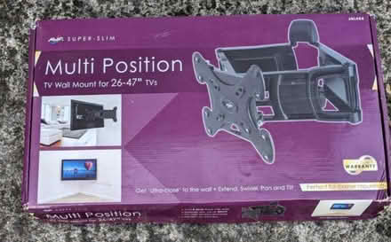 Photo of free Wallmount for 26"-47" TV (Strawberry Hill TW1) #1