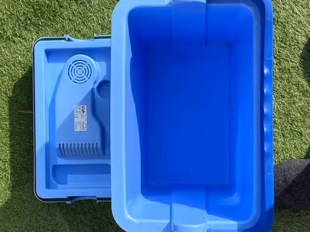 Photo of free 12v electric cool box (Stanford le hope SS17) #3